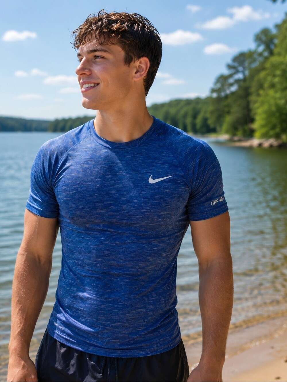 Nike Swim Crewneck Short Sleeve Shirt Mens Medium DriFit UPF 40+ Blue Fitted